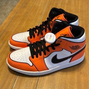 Men’s Size 9 Turf Orange Jordan 1 SE Mid.  New, never worn EBay certified.